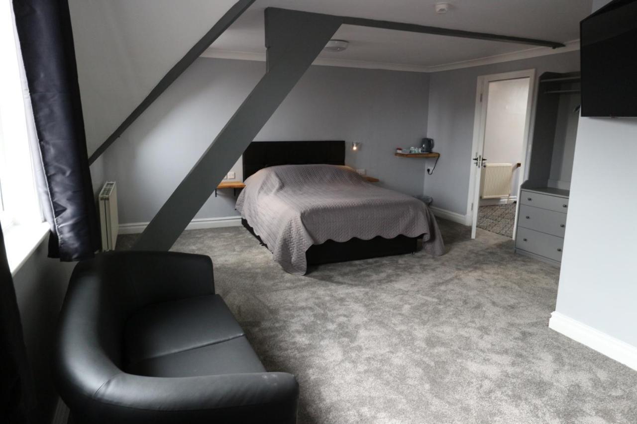 Number 33 Only Guest house *